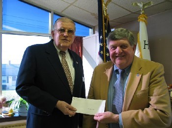 Chapter donates $350 to Tilton Home